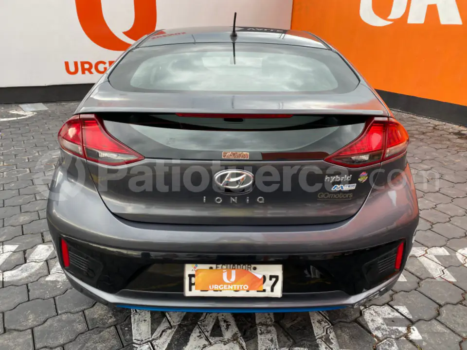 Foto 6 de Hyundai Ioniq Hybrid