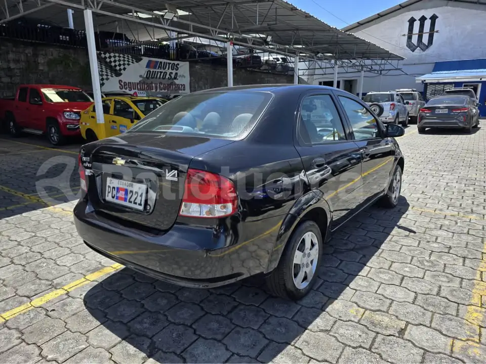 Foto 3 de Chevrolet Aveo Family