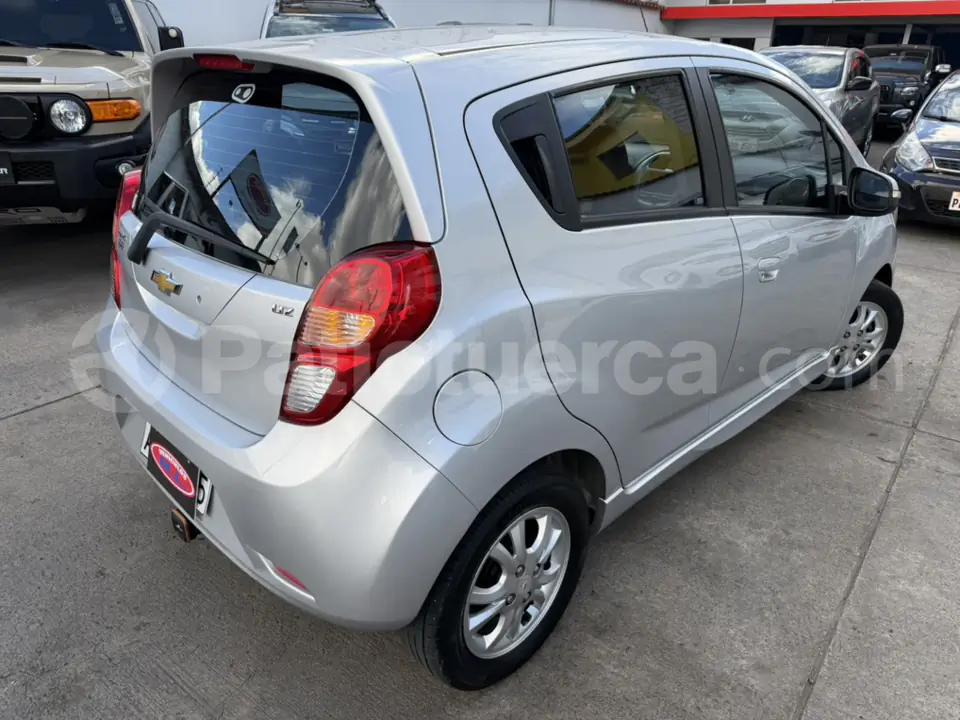 Foto 3 de Chevrolet Spark GT LTZ