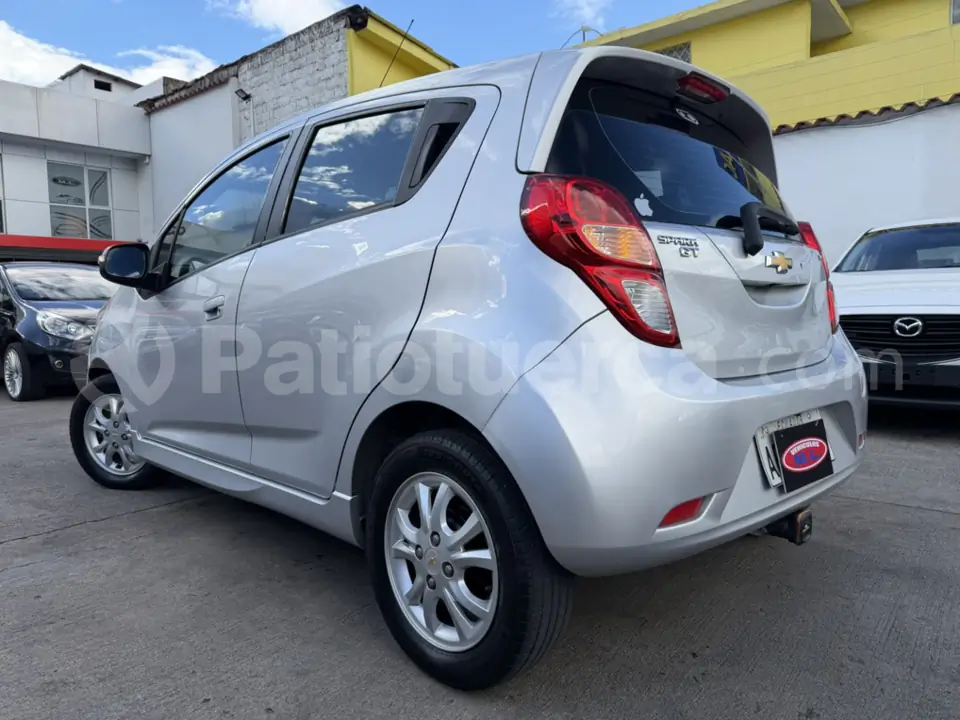 Foto 10 de Chevrolet Spark GT LTZ