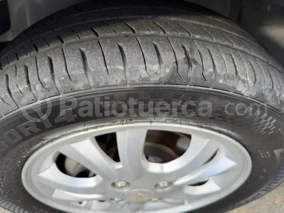 Foto 11 de Chevrolet Spark GT LTZ