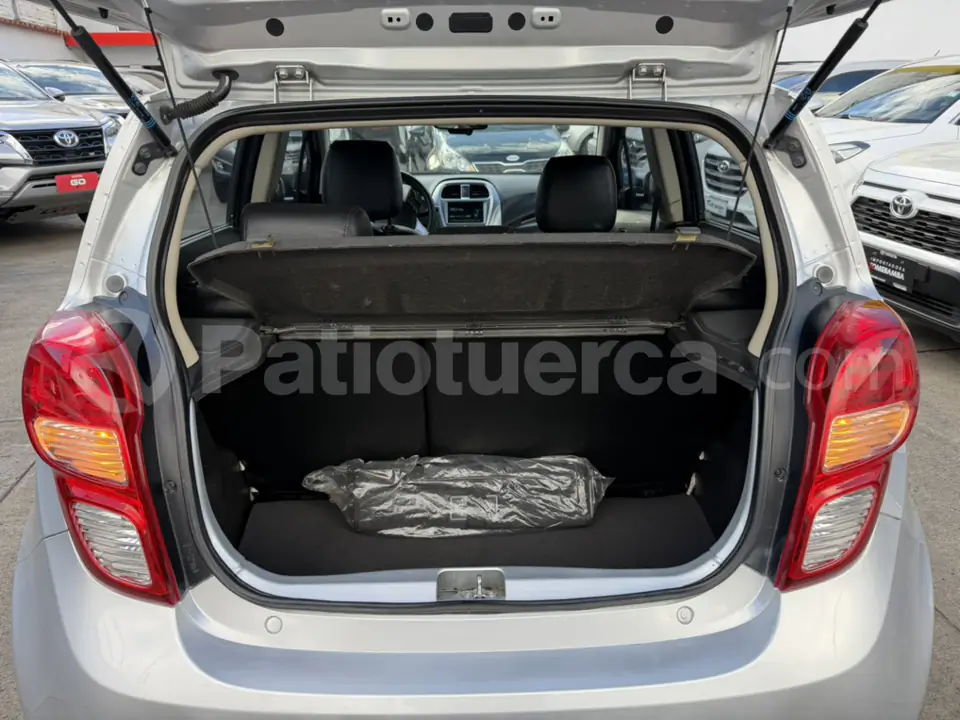 Foto 23 de Chevrolet Spark GT LTZ