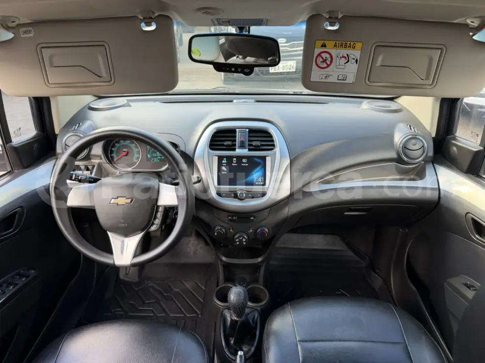 Foto 30 de Chevrolet Spark GT LTZ