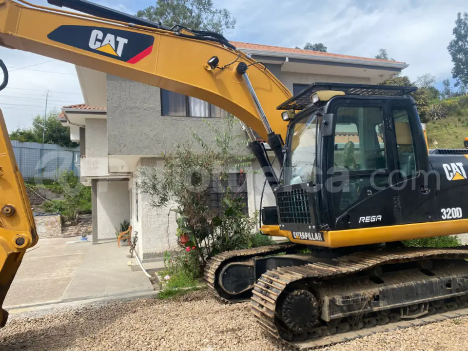 Foto 3 de Caterpillar 320D