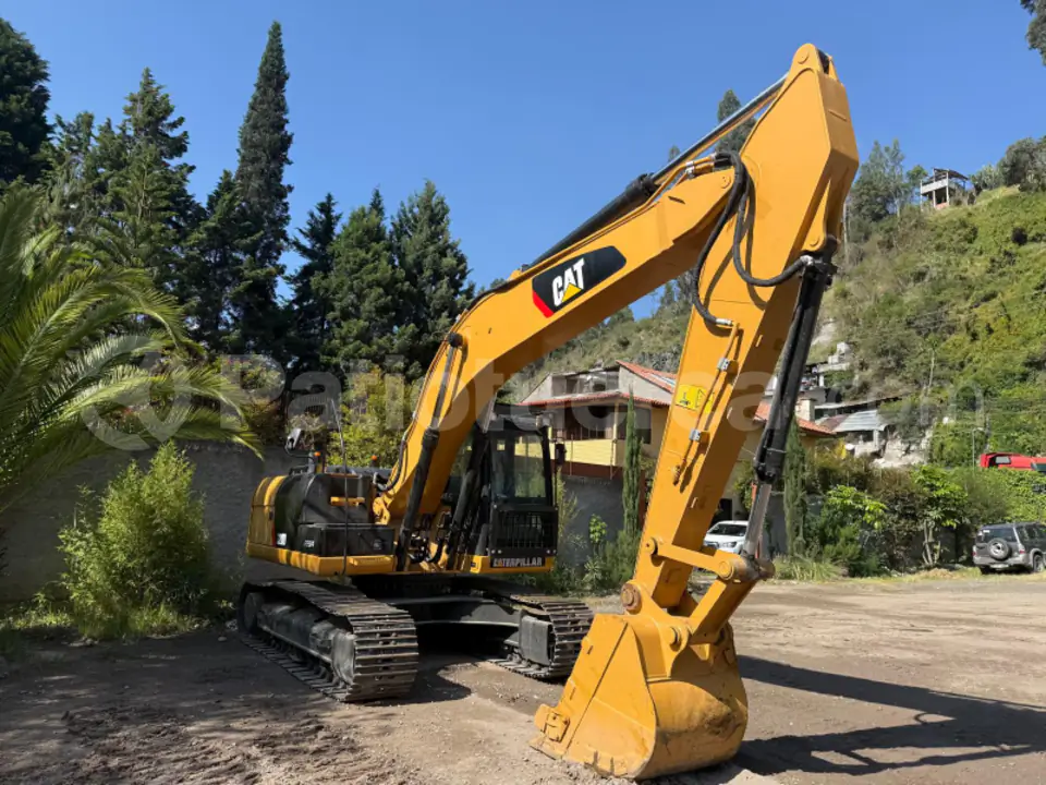 Foto 1 de Caterpillar 320D