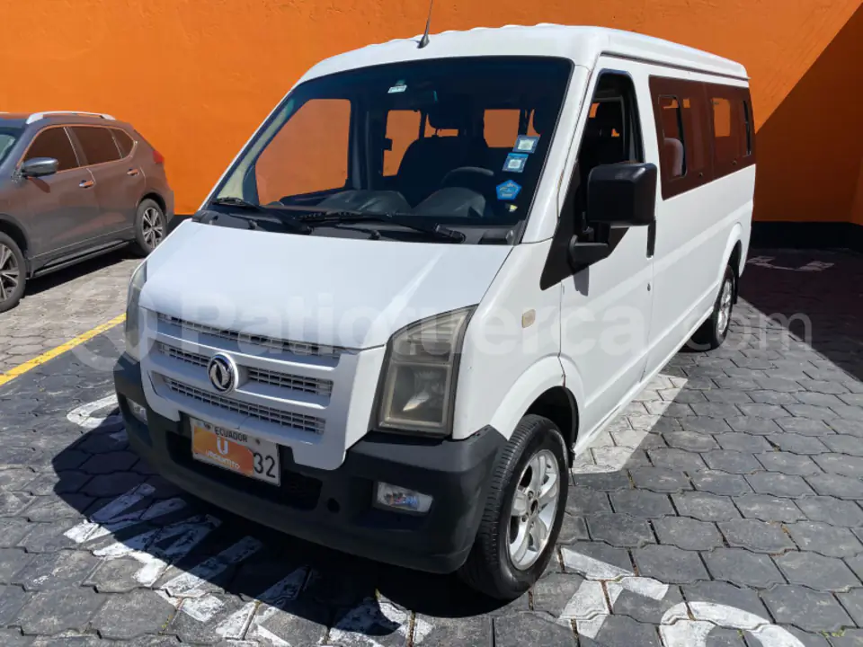 Foto 3 de DFSK C37  AC 1.5 4P