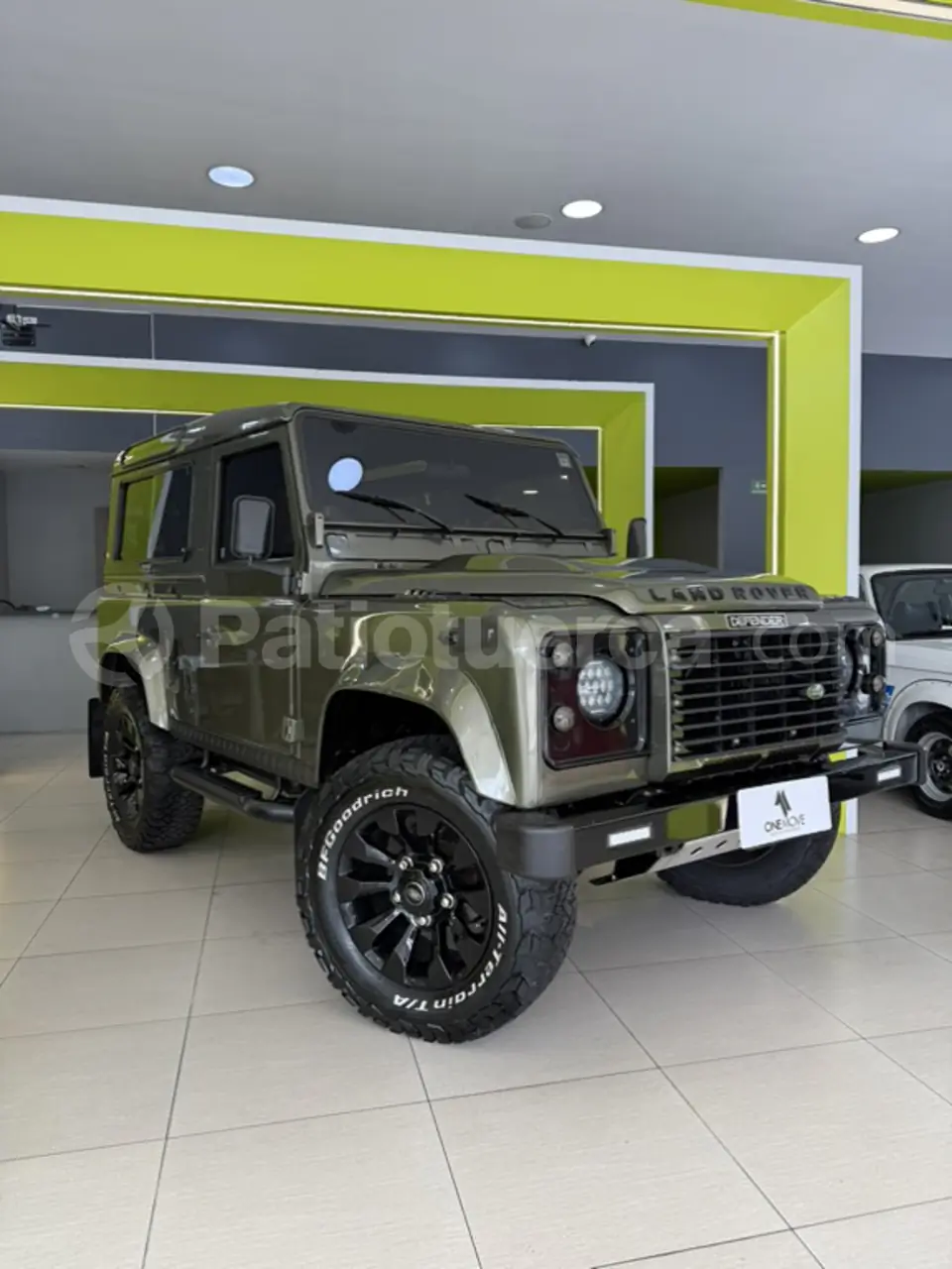 Foto 1 de Land Rover Defender TDi