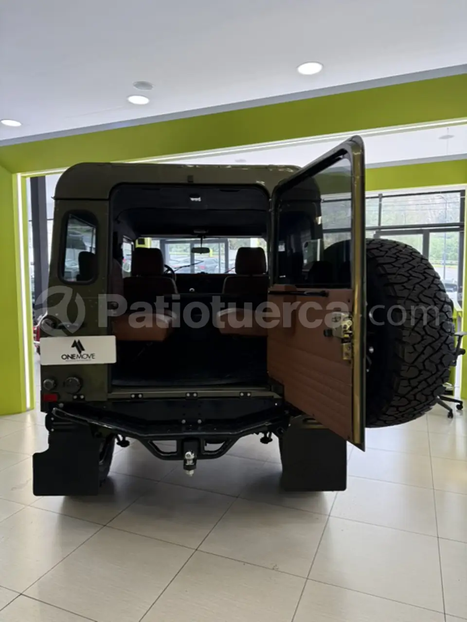 Foto 8 de Land Rover Defender TDi