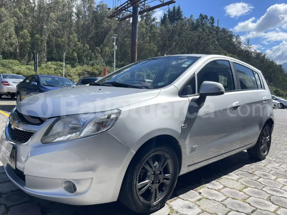 Foto 3 de Chevrolet SAIL LTZ