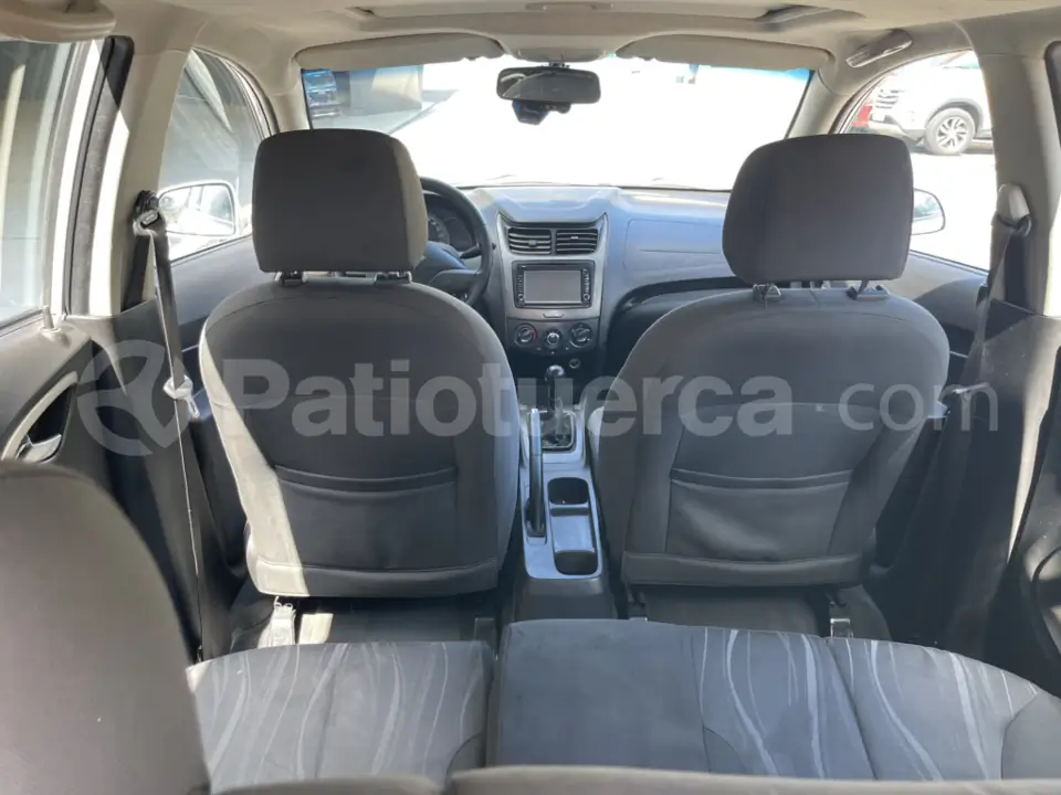 Foto 8 de Chevrolet SAIL LTZ