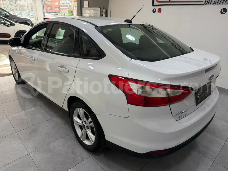 Foto 5 de Ford Focus