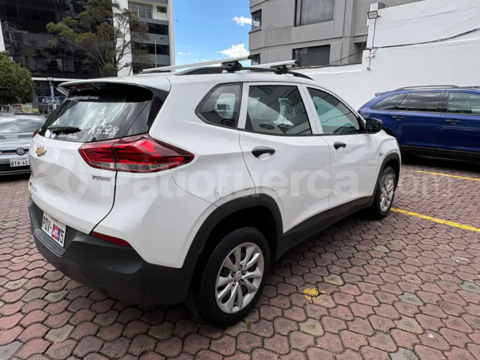 Foto 6 de Chevrolet Tracker LS