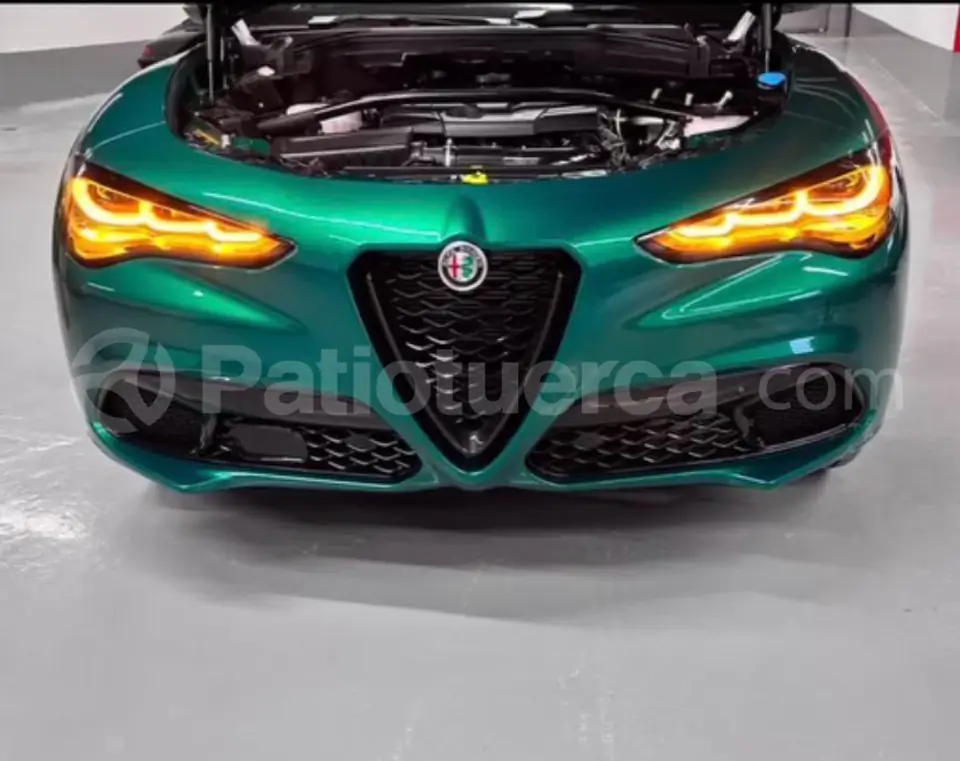 Foto 7 de Alfa Romeo STELVIO