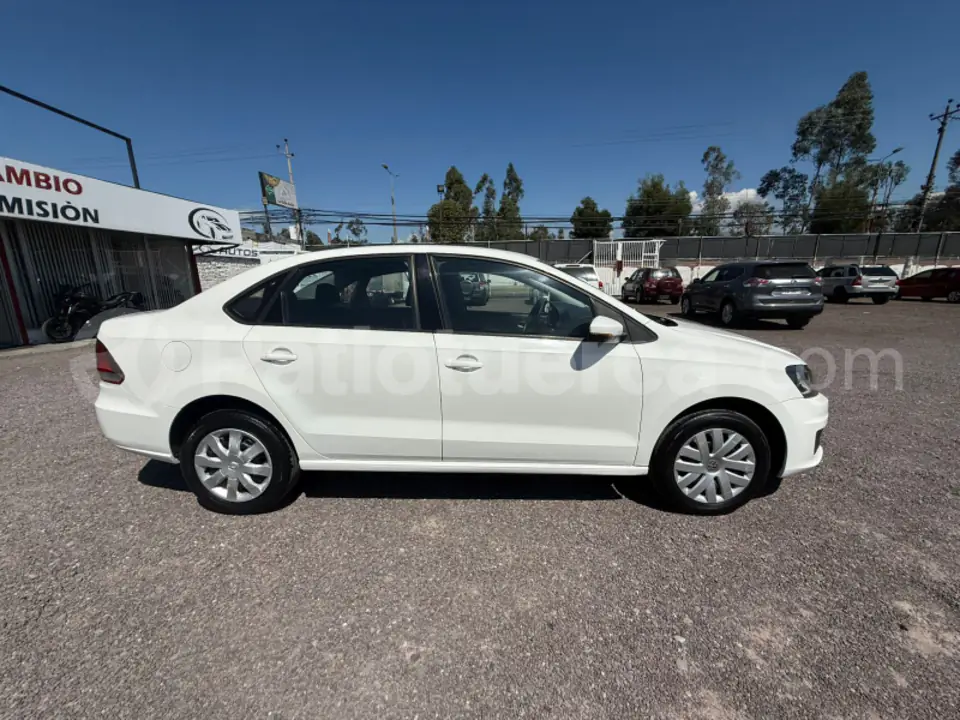 Foto 3 de Volkswagen Polo Trendline