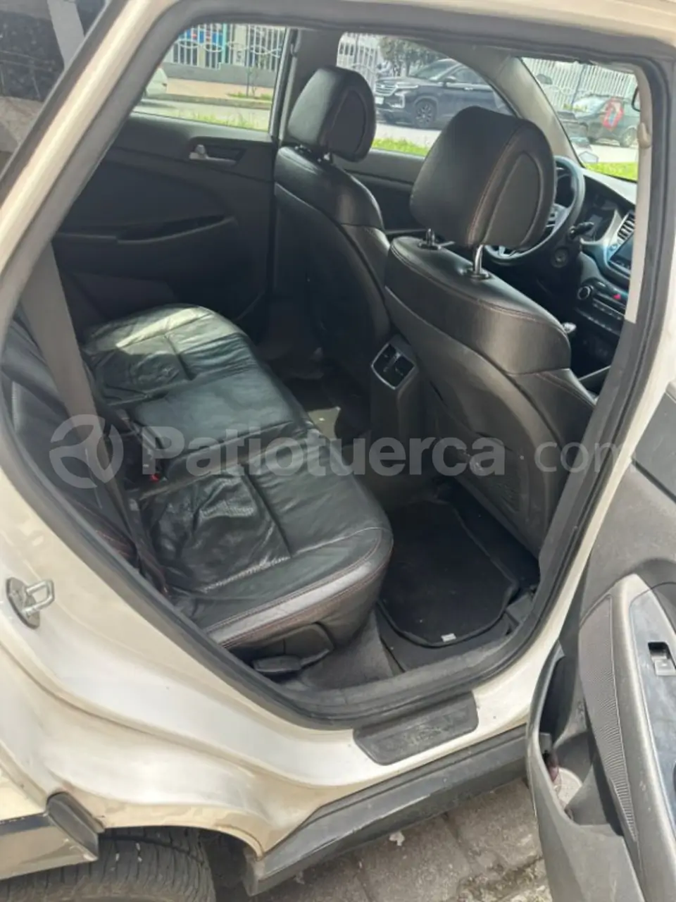 Foto 10 de Hyundai TUCSON TL