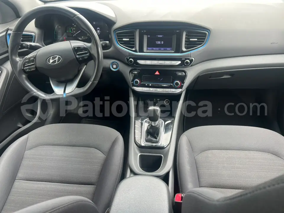 Foto 4 de Hyundai Ioniq Hybrid