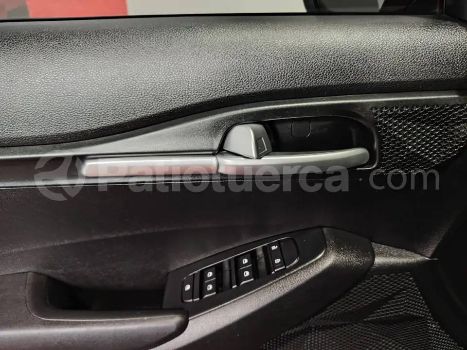 Foto 20 de Kia Seltos LX