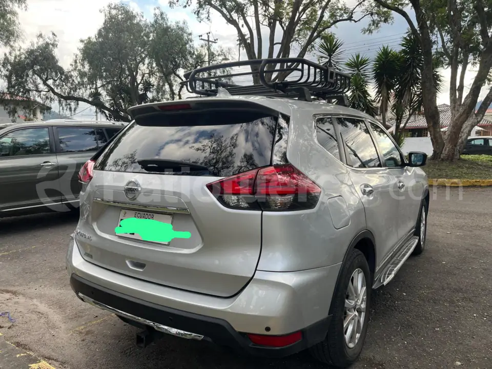 Foto 3 de Nissan X-Trail Sense