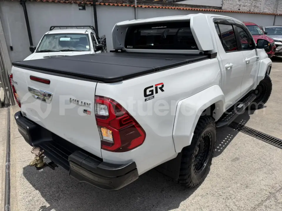 Foto 3 de Toyota Hilux CD 4x4 Diesel