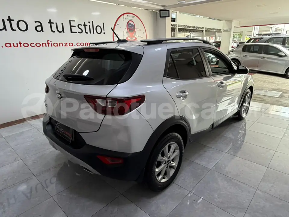 Foto 9 de Kia Stonic LX