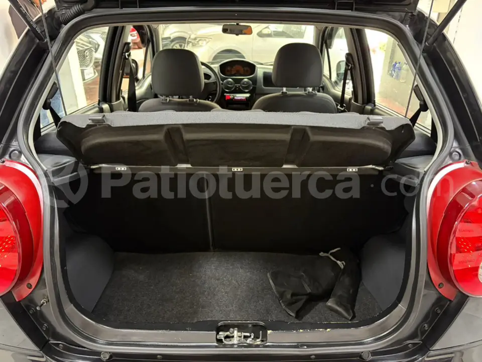 Foto 9 de Chevrolet Spark