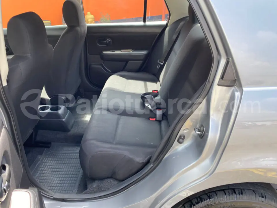 Foto 5 de Nissan Tiida