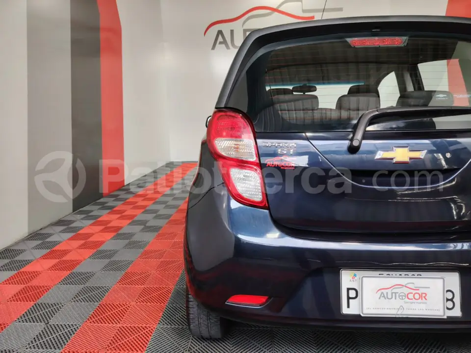 Foto 11 de Chevrolet SPARK GT LS