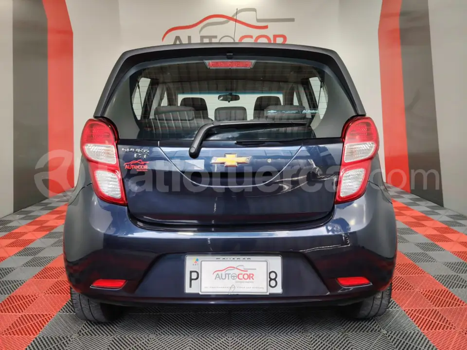 Foto 12 de Chevrolet SPARK GT LS