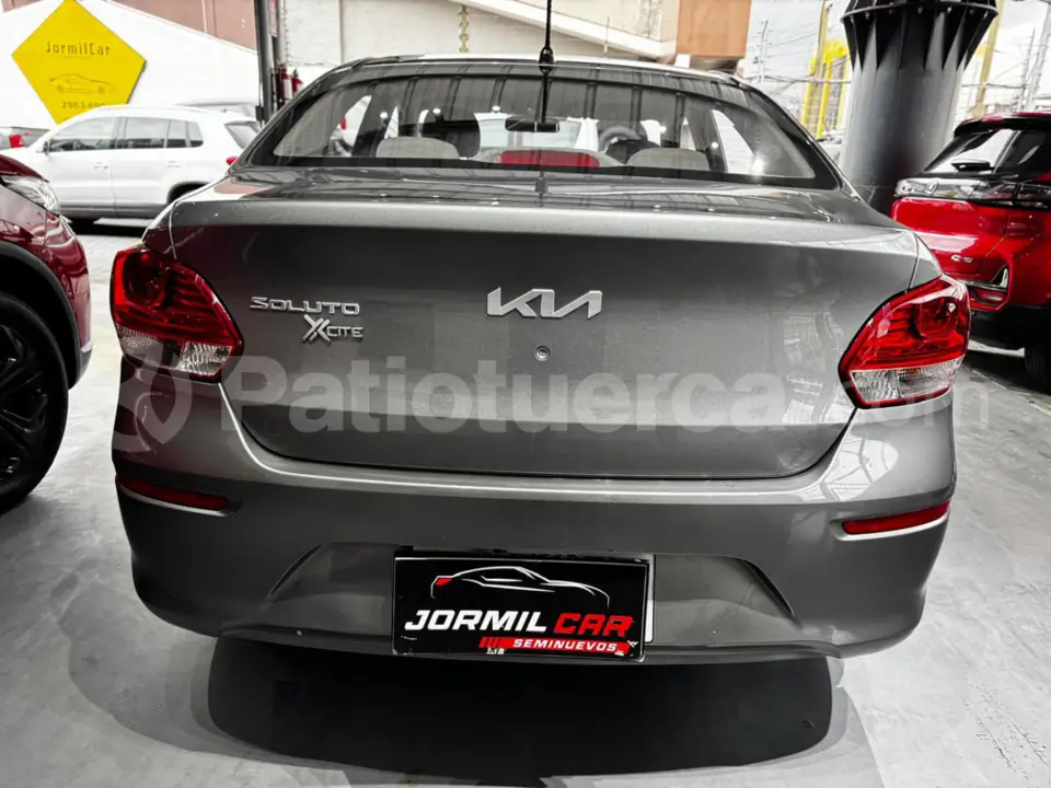 Foto 4 de Kia Soluto LX