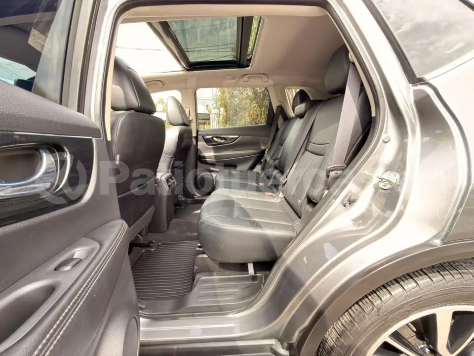 Foto 9 de Nissan XTRAIL EXCLUSIVE