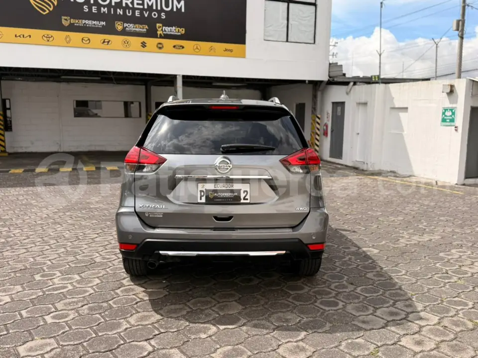 Foto 17 de Nissan XTRAIL EXCLUSIVE