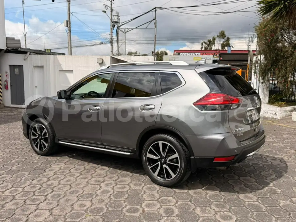 Foto 18 de Nissan XTRAIL EXCLUSIVE