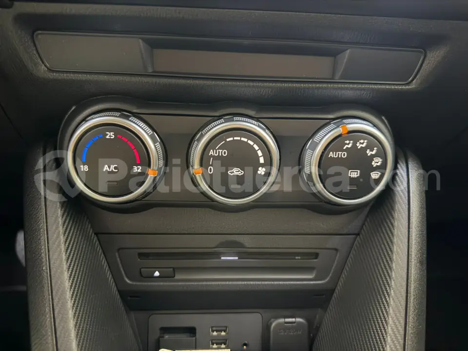 Foto 23 de Mazda CX 3 CORE