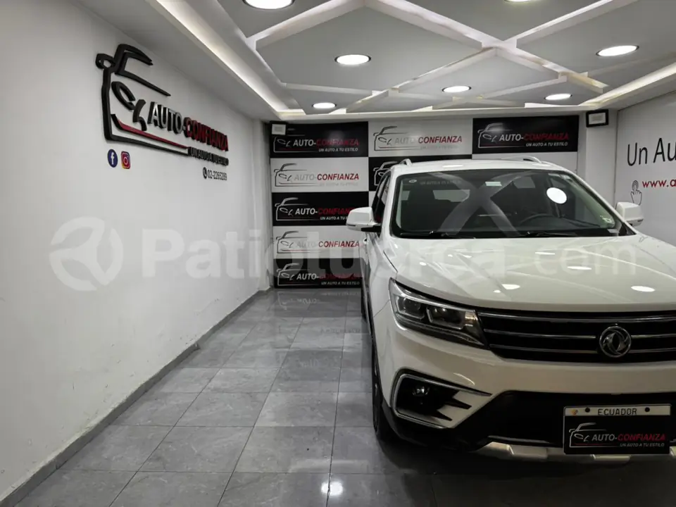 Foto 1 de DongFeng SX5