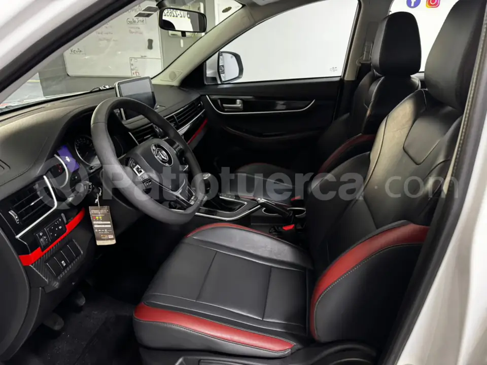 Foto 12 de DongFeng SX5