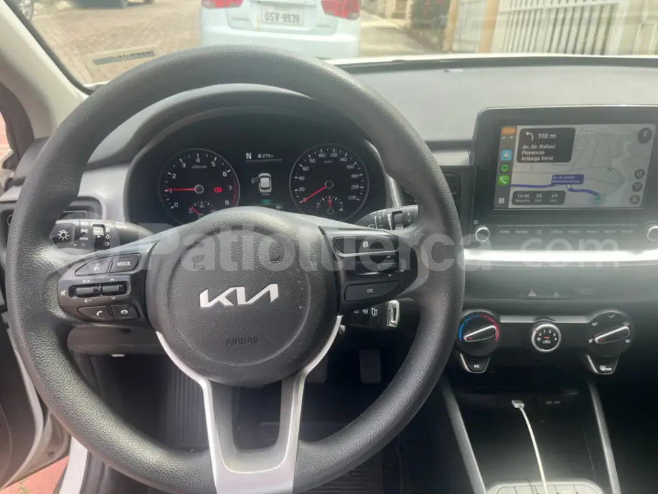 Foto 15 de Kia Stonic LX