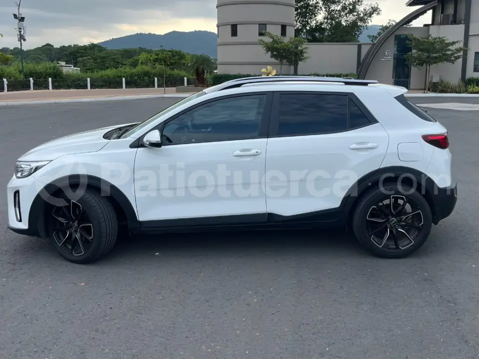 Foto 9 de Kia Stonic LX