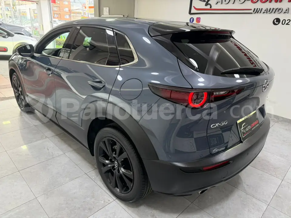 Foto 6 de Mazda CX-30 CORE