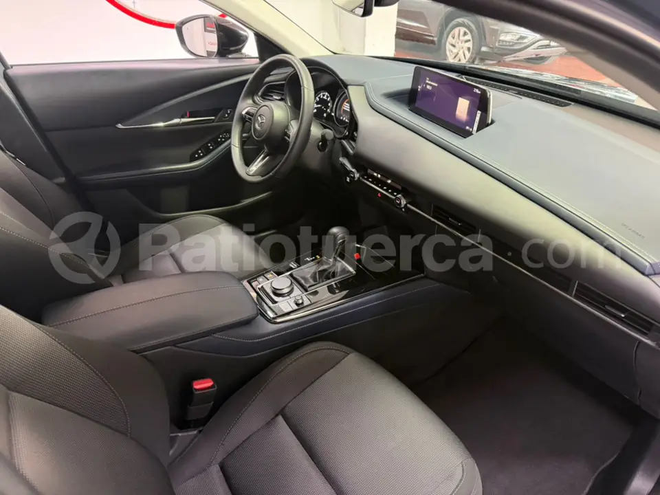 Foto 17 de Mazda CX-30 CORE