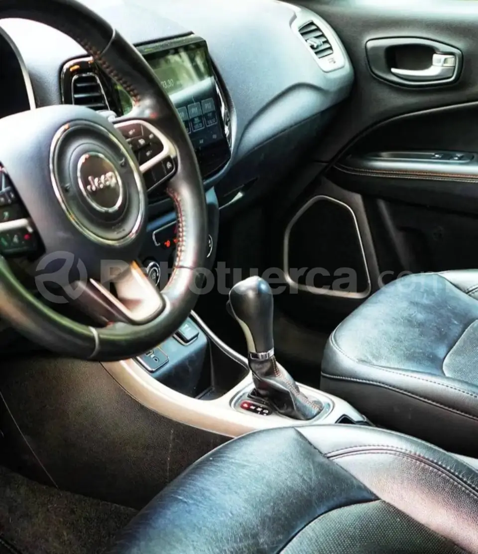 Foto 12 de Jeep Compass Limited