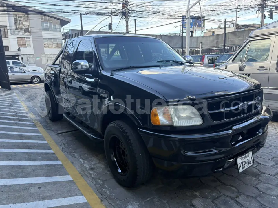Foto 2 de Ford F150 XLT Lariat