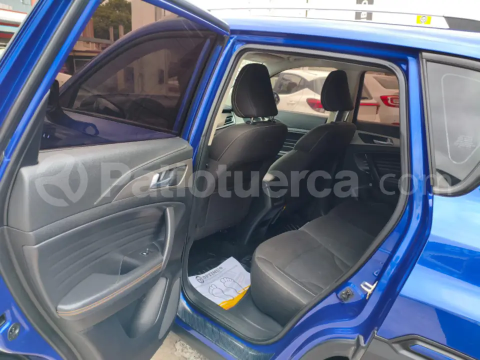 Foto 13 de Changan CS35