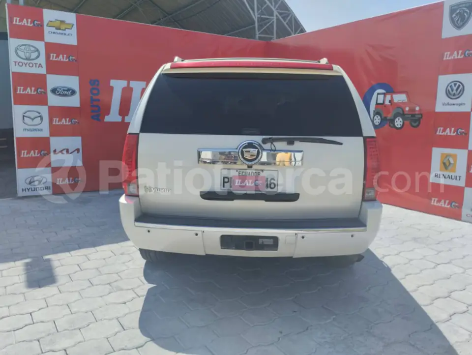 Foto 15 de Cadillac Escalade Hibrido