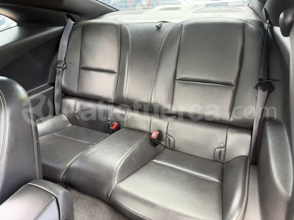 Foto 26 de Chevrolet Camaro RS