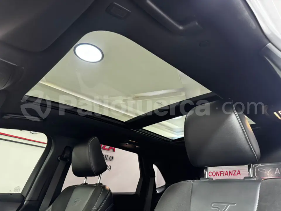 Foto 26 de Ford Edge