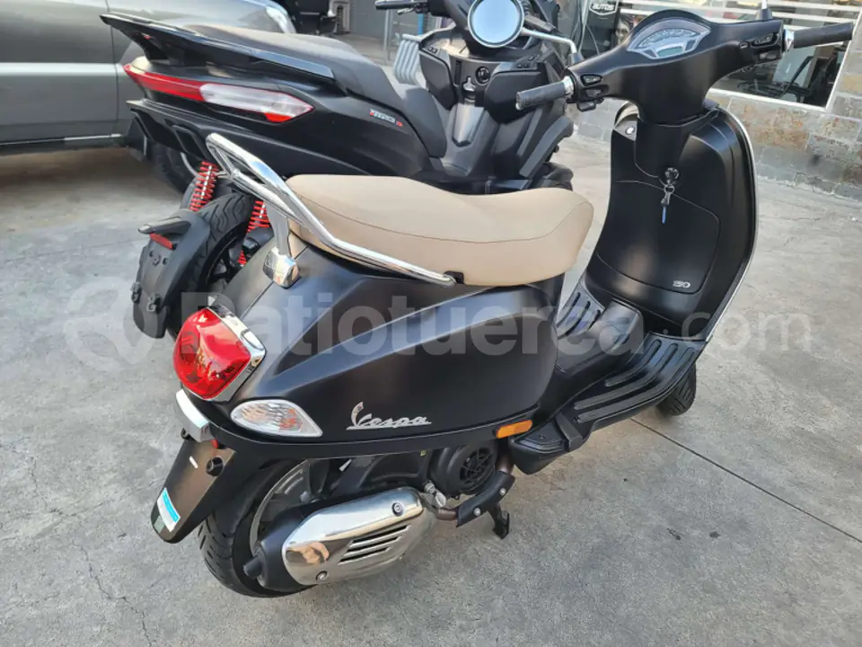 Foto 3 de Vespa 150 CE