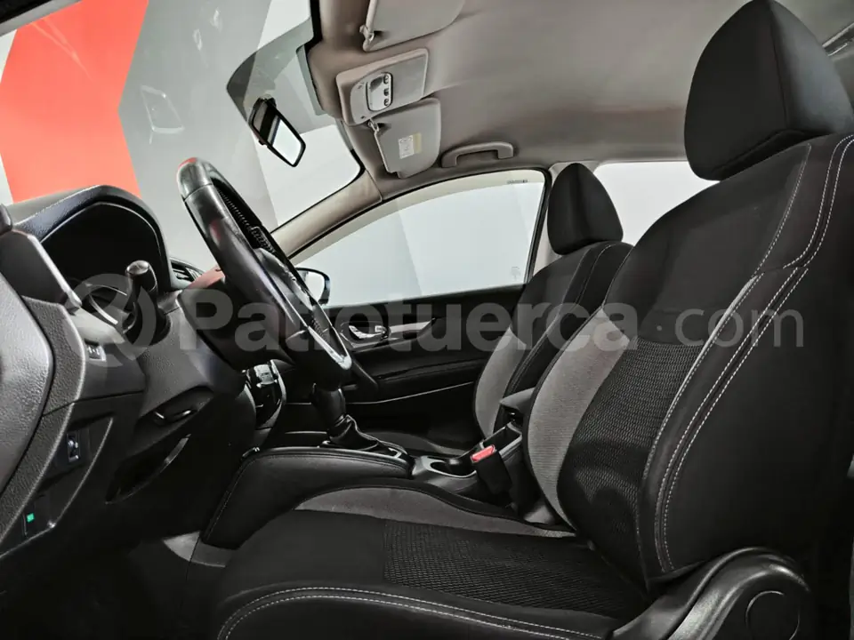 Foto 11 de Nissan QASHQAI ADVANCE