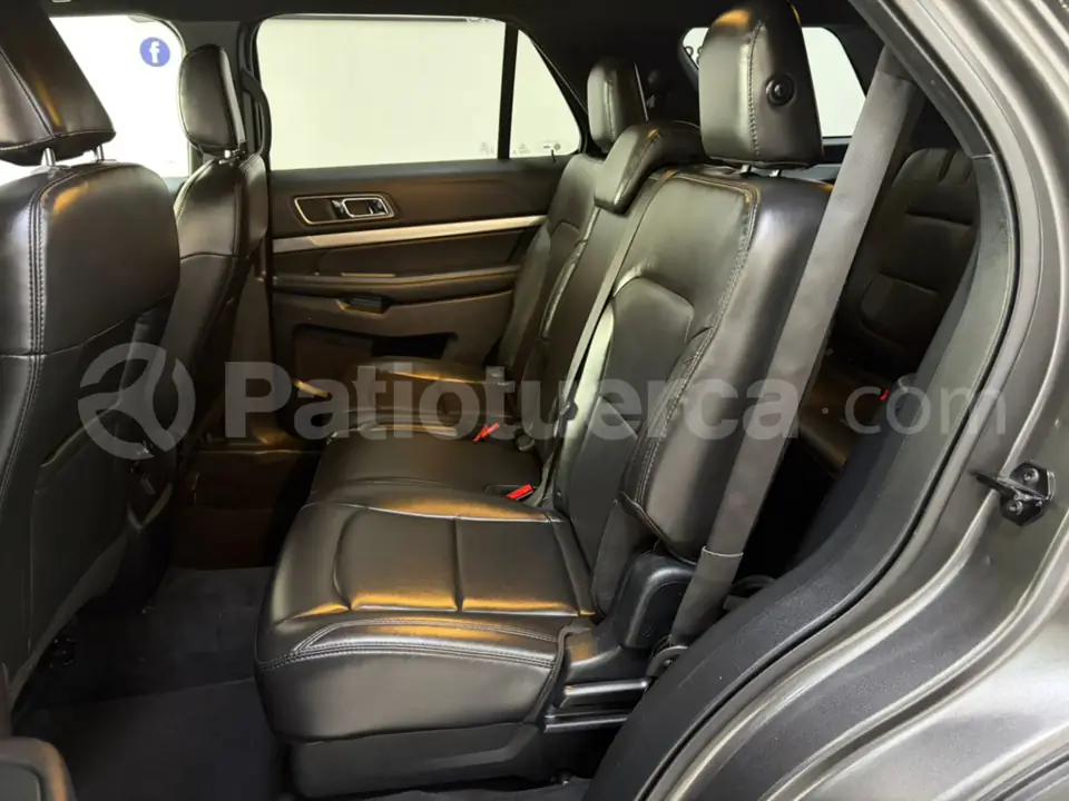 Foto 19 de Ford Explorer XLT