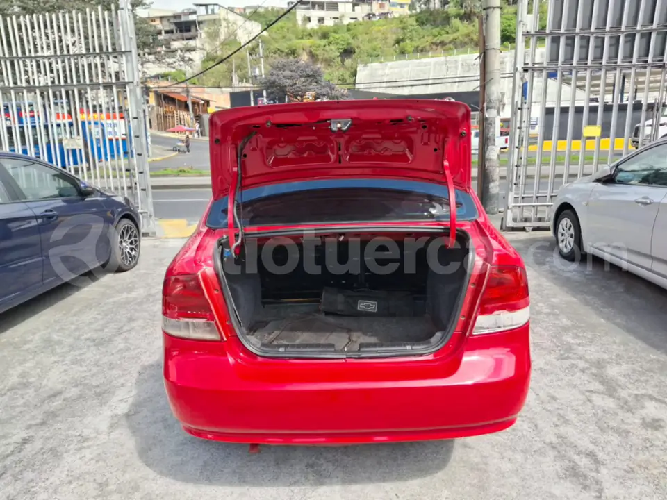 Foto 7 de Chevrolet Aveo Family