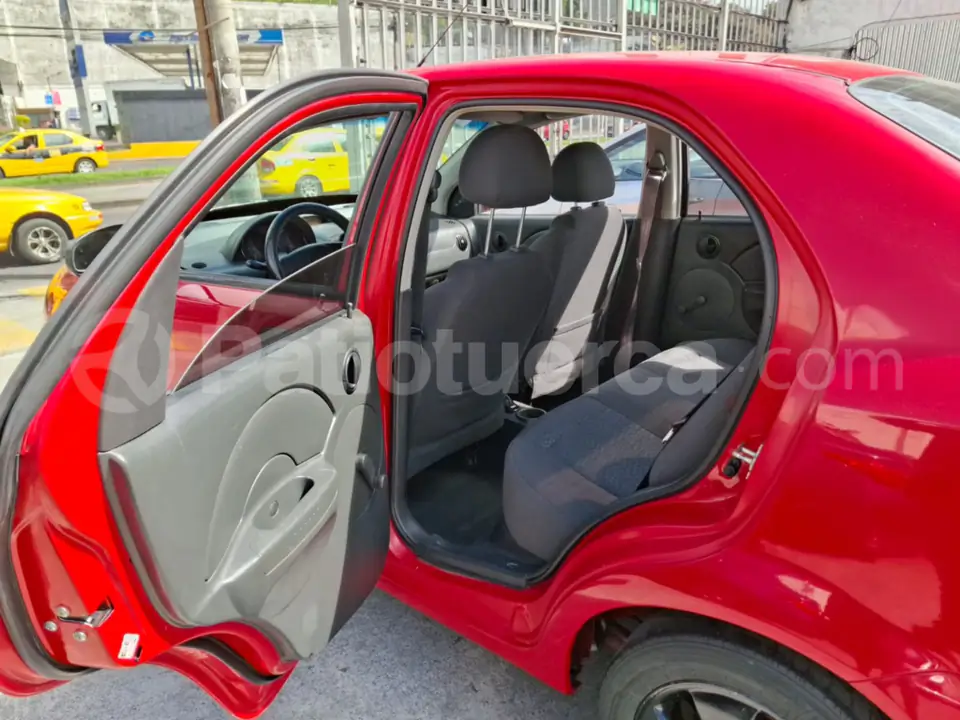 Foto 13 de Chevrolet Aveo Family